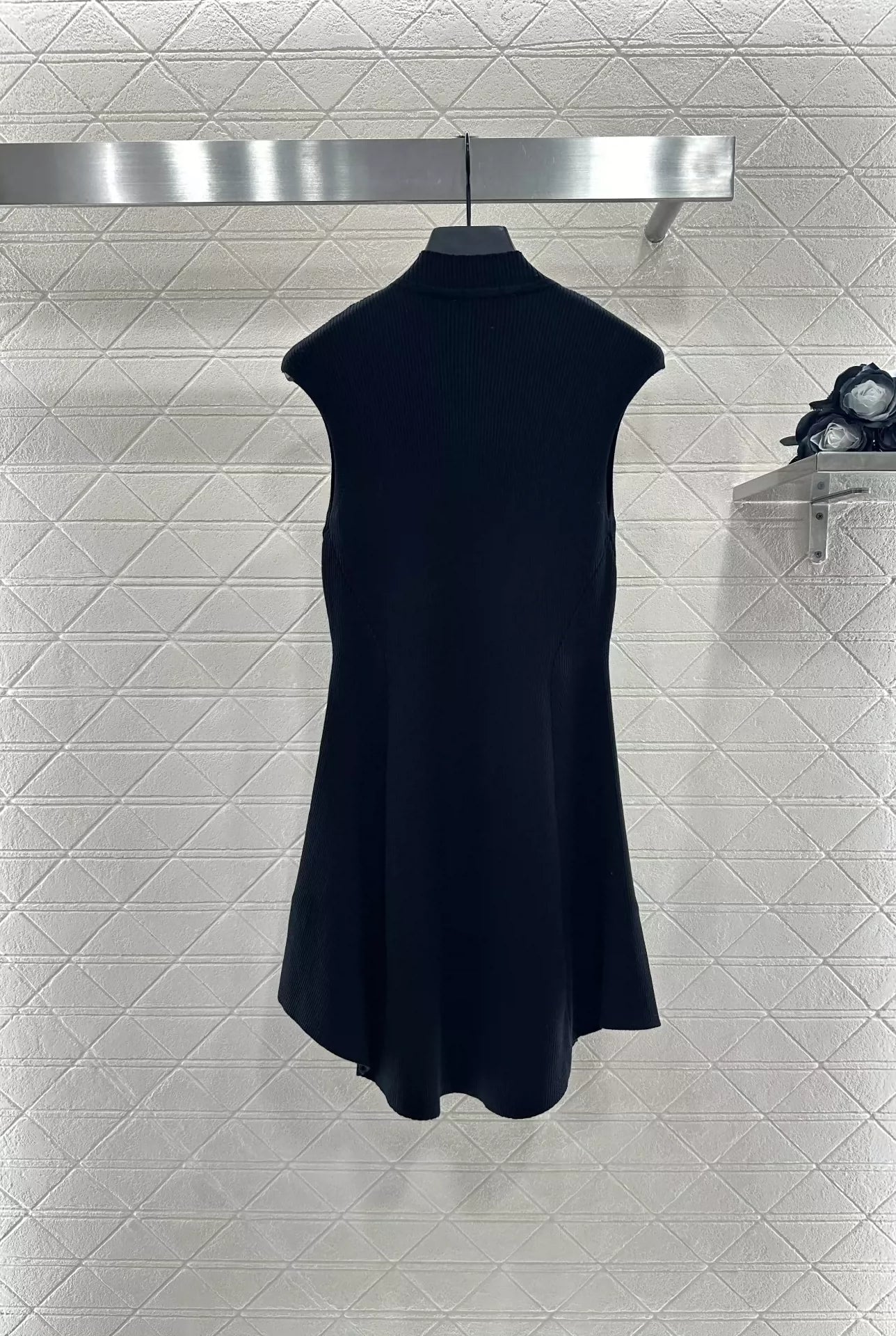 D 2025 Early Autumn New Embroidered Five-pointed Star Knitted Vest Dress(beigi,gray,black)