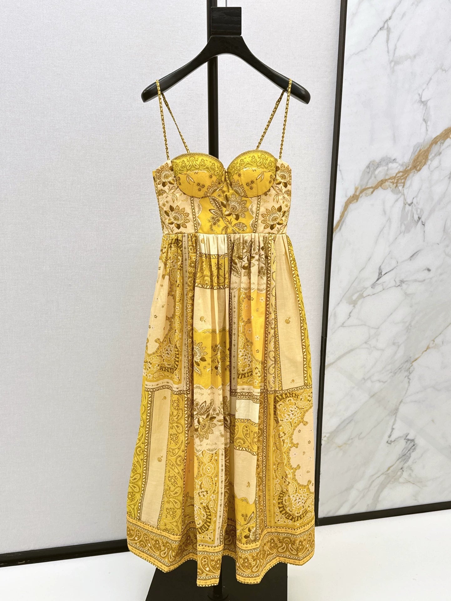 Z 25 Spring/Summer New Vacation Style Halter Dresses