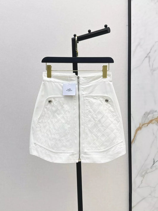 H 25 New three-dimensional cut pocket half skirt
