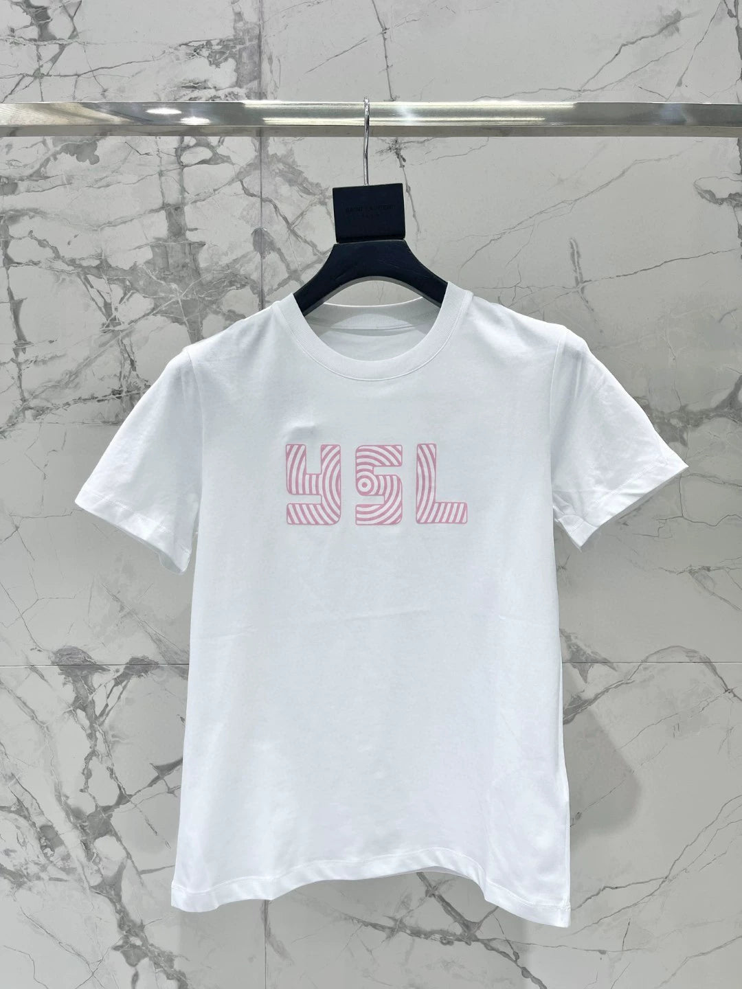 Y 25 New Flocked Letter Print Short Sleeve T-Shirt