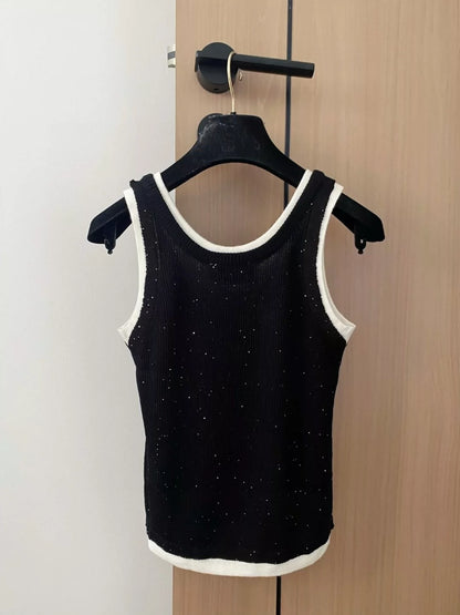 P 25 New color clashing triangle label knitted undershirt