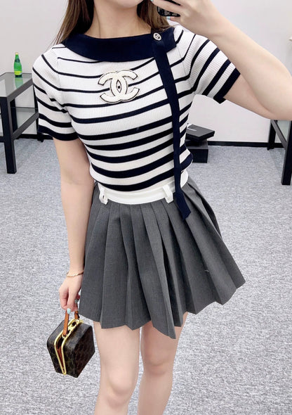 C 25 Off-shoulder lapel, ribbon, slim-fit knitted short sleeves