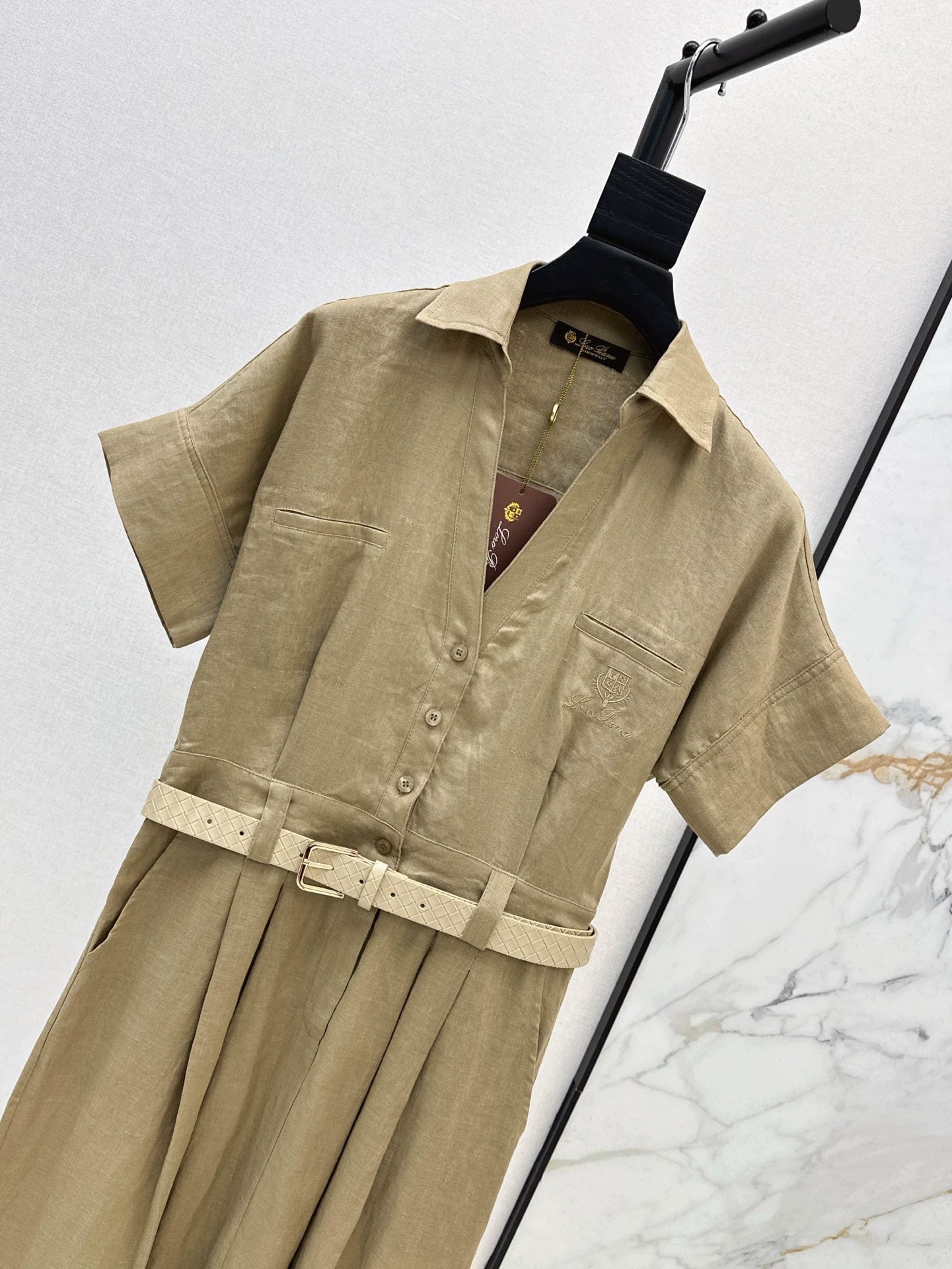 Lor  25 Spring/Summer New Short Sleeve Long Pressure Pleat Dresses