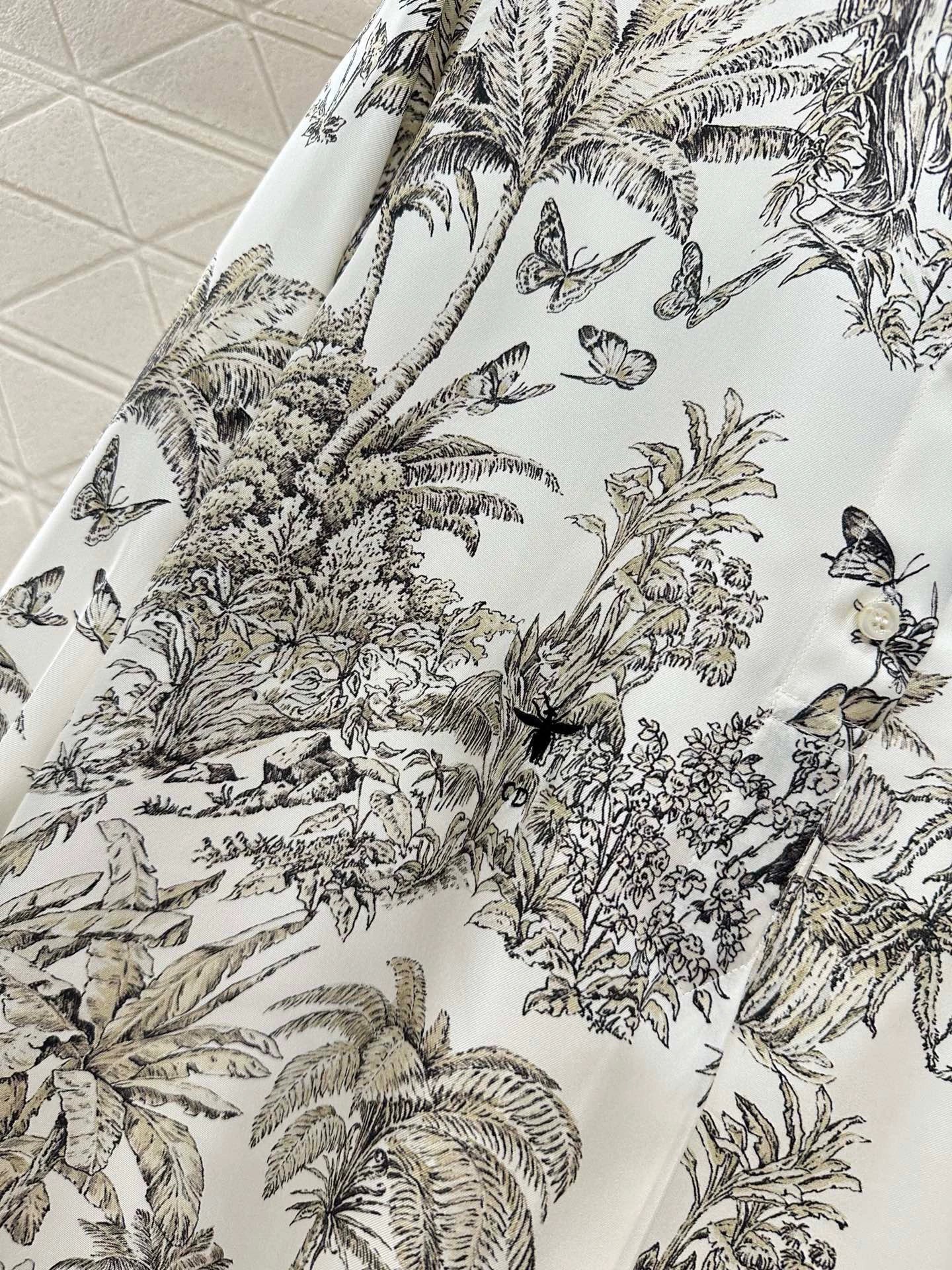 D 25 Printed silk shirt