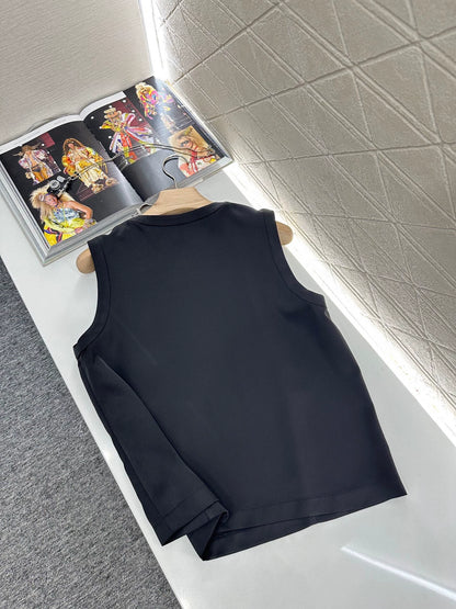 Sleeveless button-down top