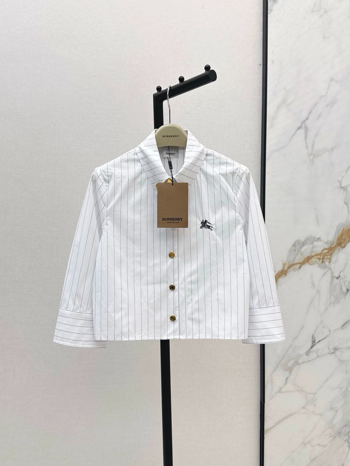 Bu 25 Spring/Summer New Split Sleeve Design Shirt