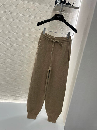 CE 25 Early Spring New Knitted Pullover Sweatshirt Trousers Set