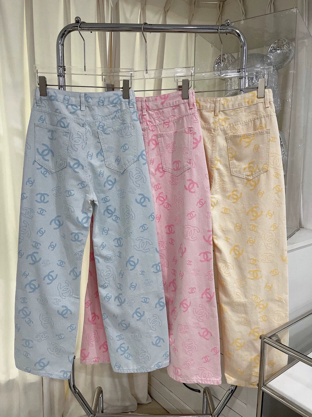 C 25 Printed Straight Jeans