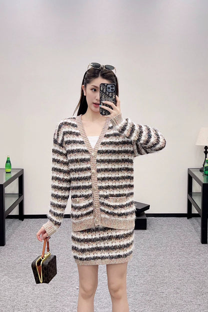 C 25fw Striped knitted cardigan and skirt set