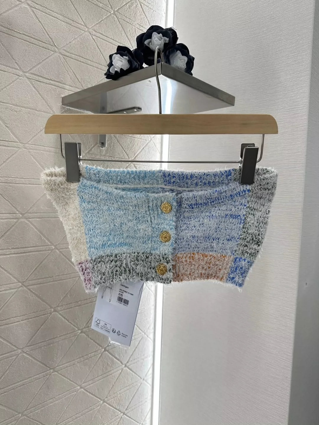 C 25 new button knit bustier