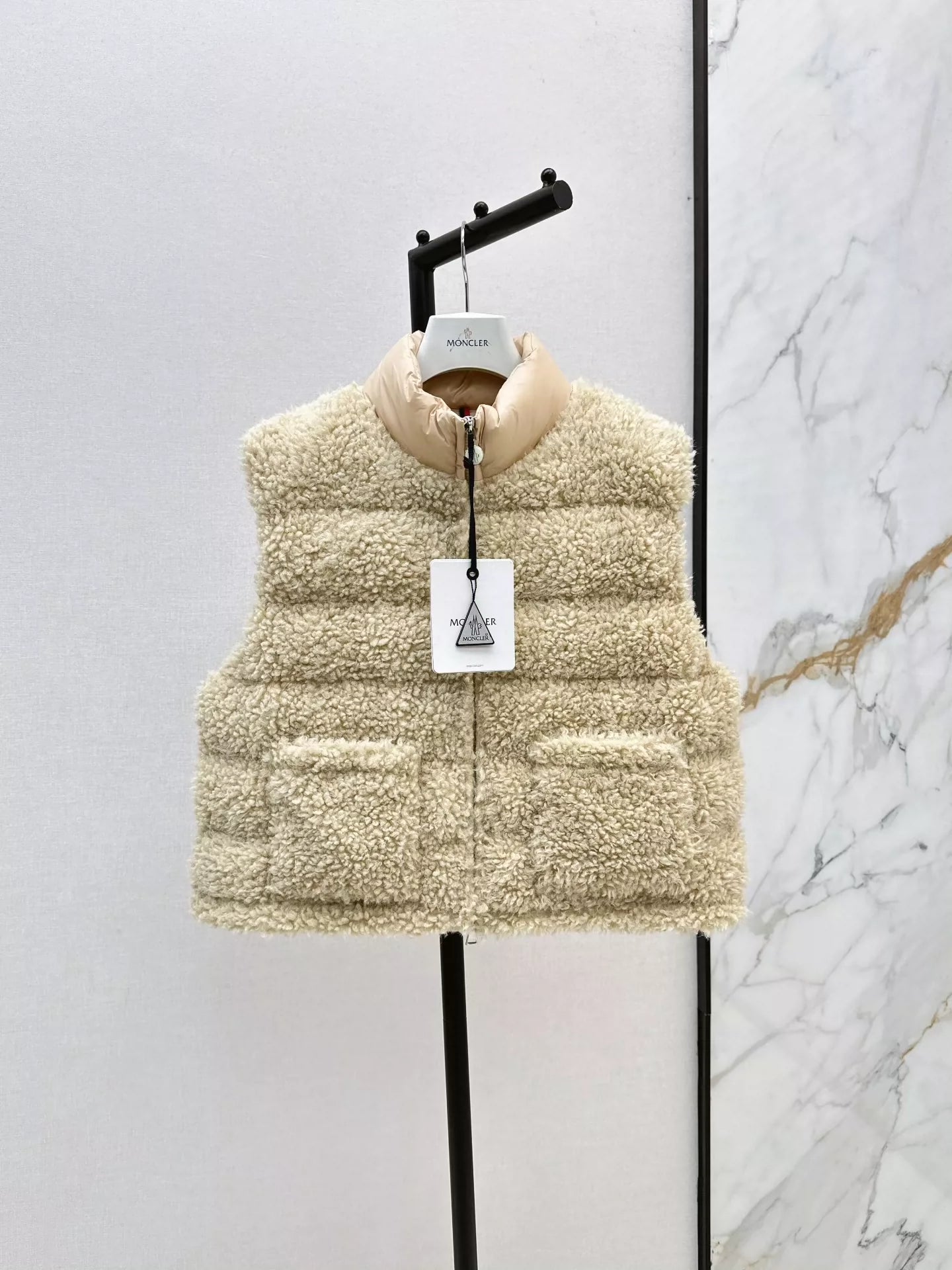 MON 25 New stand-up collar plush lamb wool down vest jacket