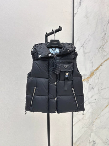 P 25fw hooded turtleneck down vest