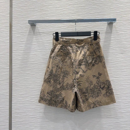 D 25 new brown printed belt shorts
