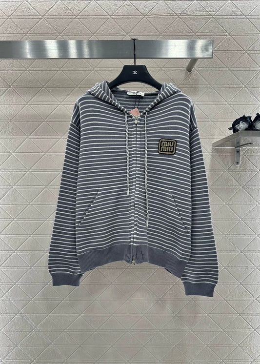 M 25 Hooded zip-up knit sweatshirt
