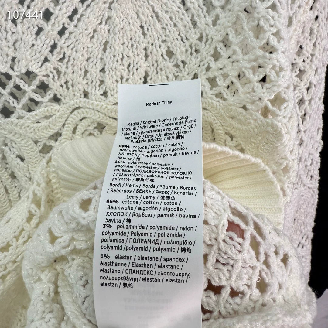 Ma 25 1961 Resort Style Flower Crafted Hollow Crochet Top!