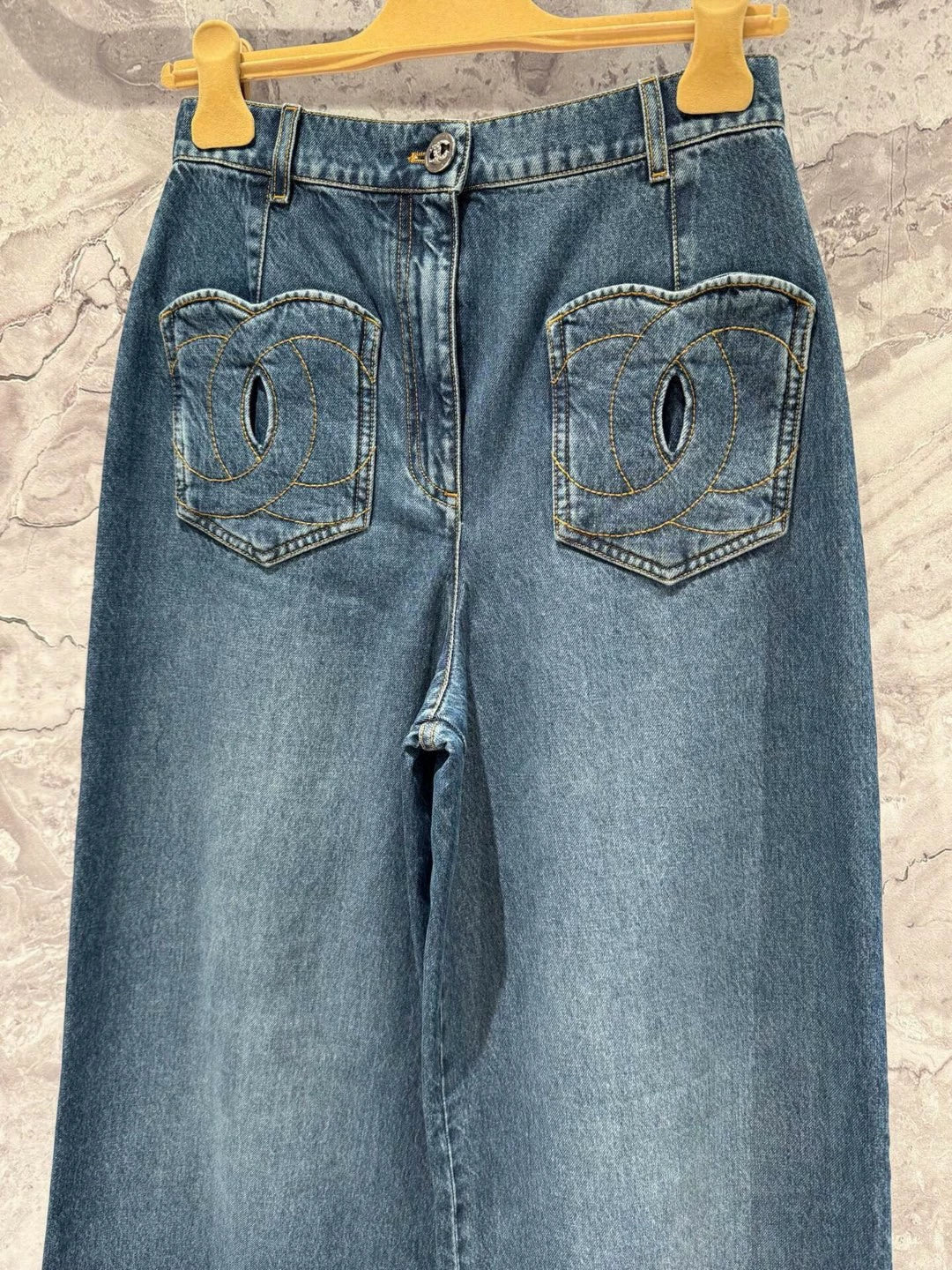 C 24 wide-leg jeans