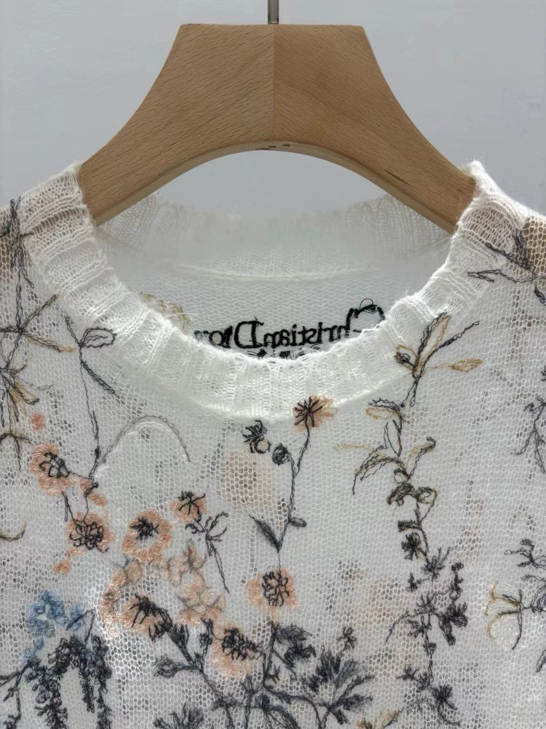 D 25 new early autumn long-sleeved sweater