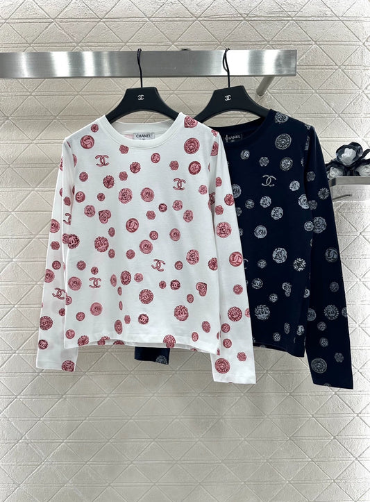C 25 Letter Camellia Round Neck Long Sleeves