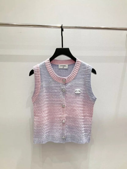 C 25 New gradient-colored dyed yarn knit vest
