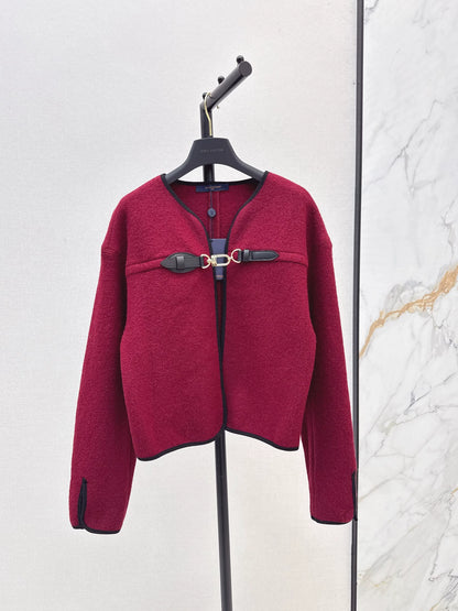 L 25 Leather buttoned cape coat