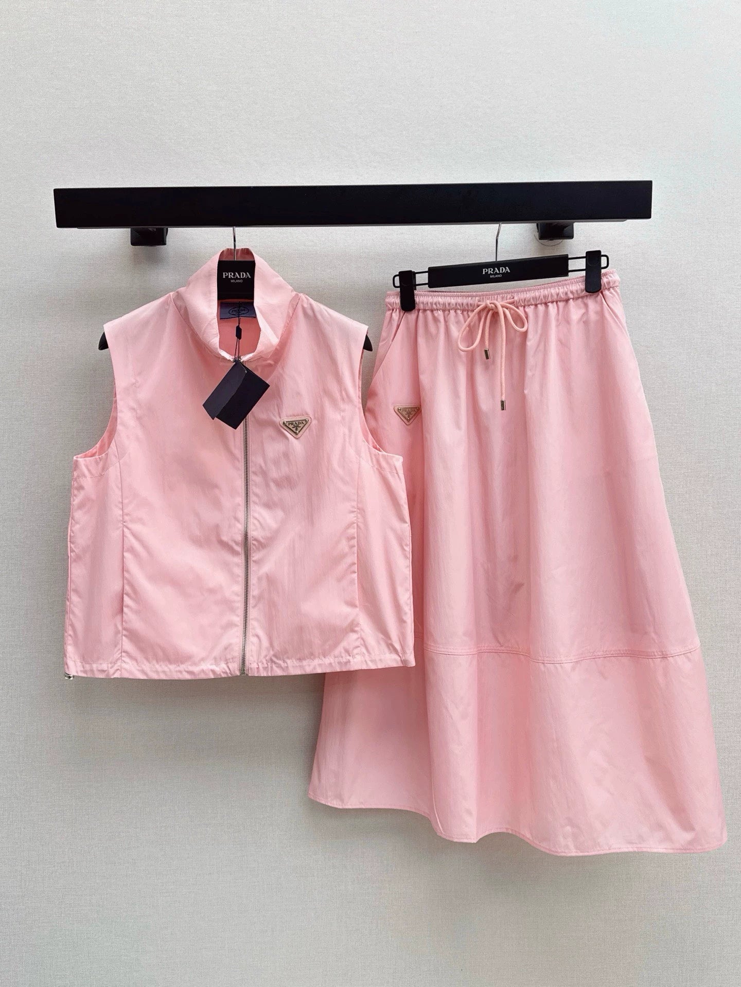 p 25 spring and summer newest sports girl style colorful suit vest jacket + half skirt