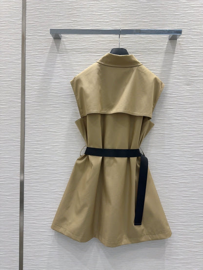 D 25 New Bee Embroidered Belt Single Breasted Vest Dresses