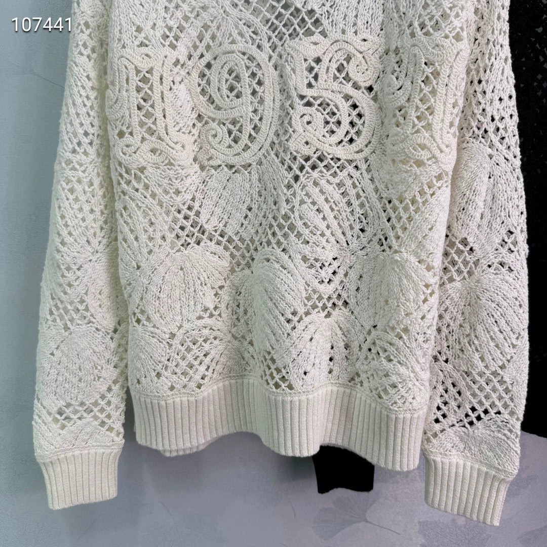 Ma 25 1961 Resort Style Flower Crafted Hollow Crochet Top!