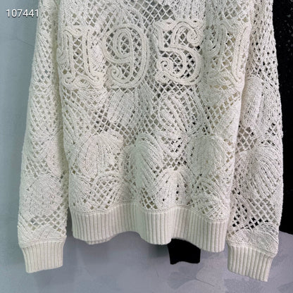 Ma 25 1961 Resort Style Flower Crafted Hollow Crochet Top!