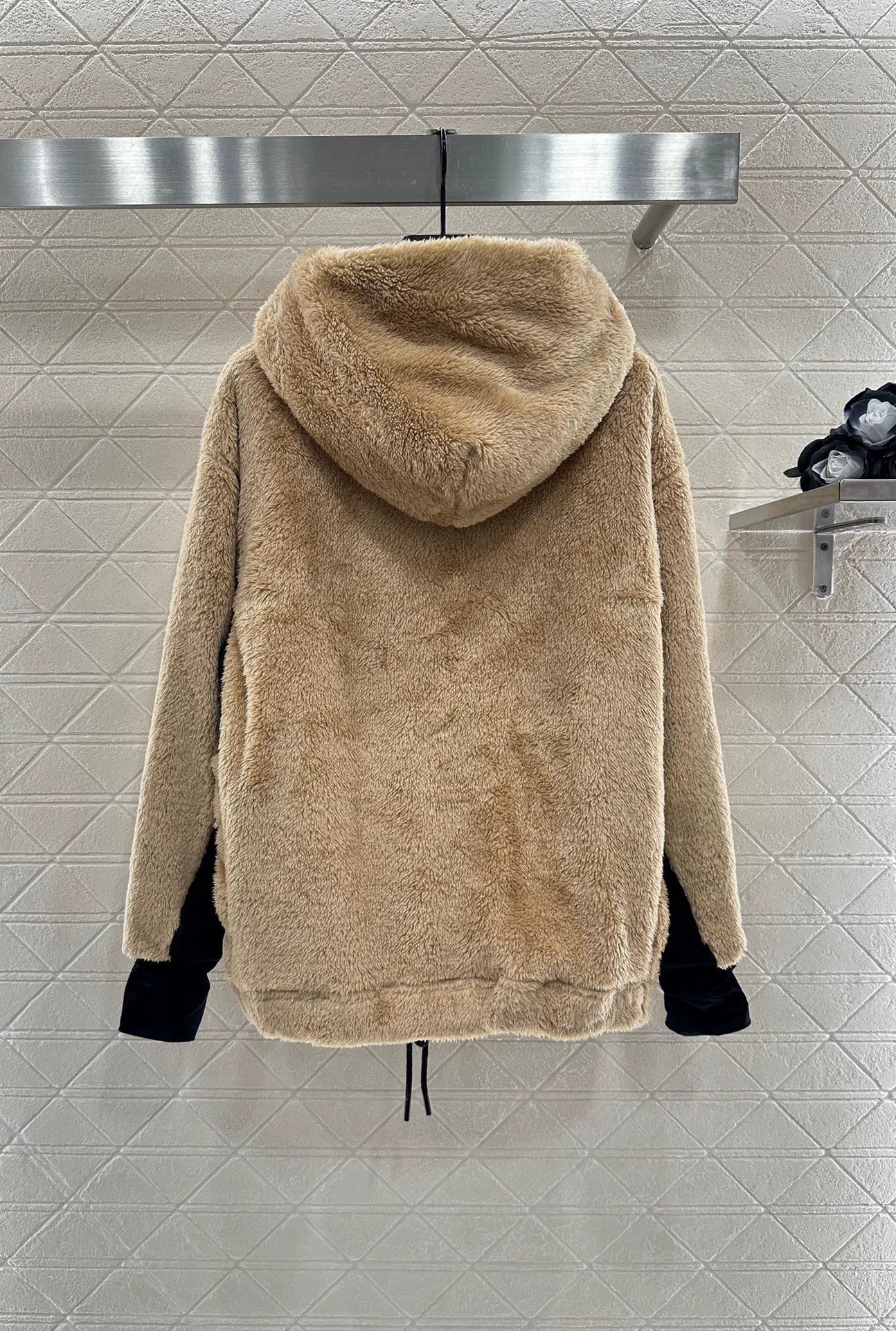 Mon 25 Hooded Teddy Lambswool Pullover Sweatshirt
