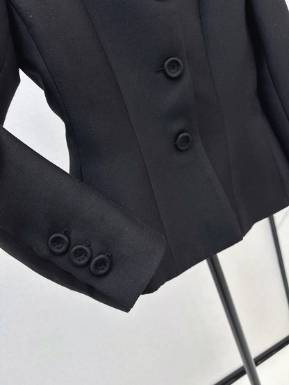 Di 25 Minimalist single breasted slim fit suit jacket