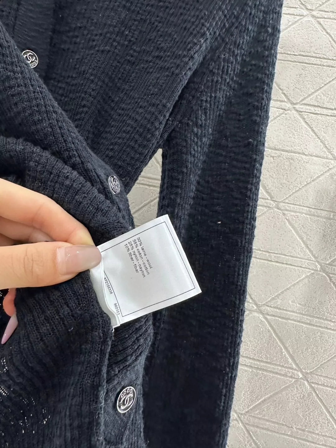 C 25 new grain texture knitted cardigan