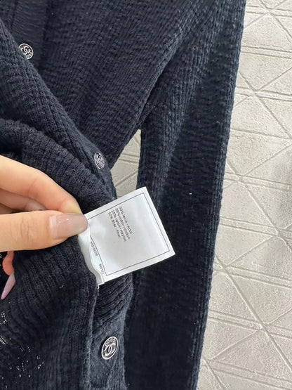 C 25 new grain texture knitted cardigan
