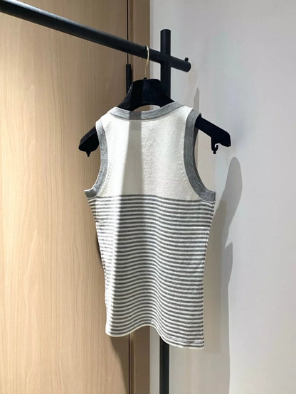 M 25 new striped vest
