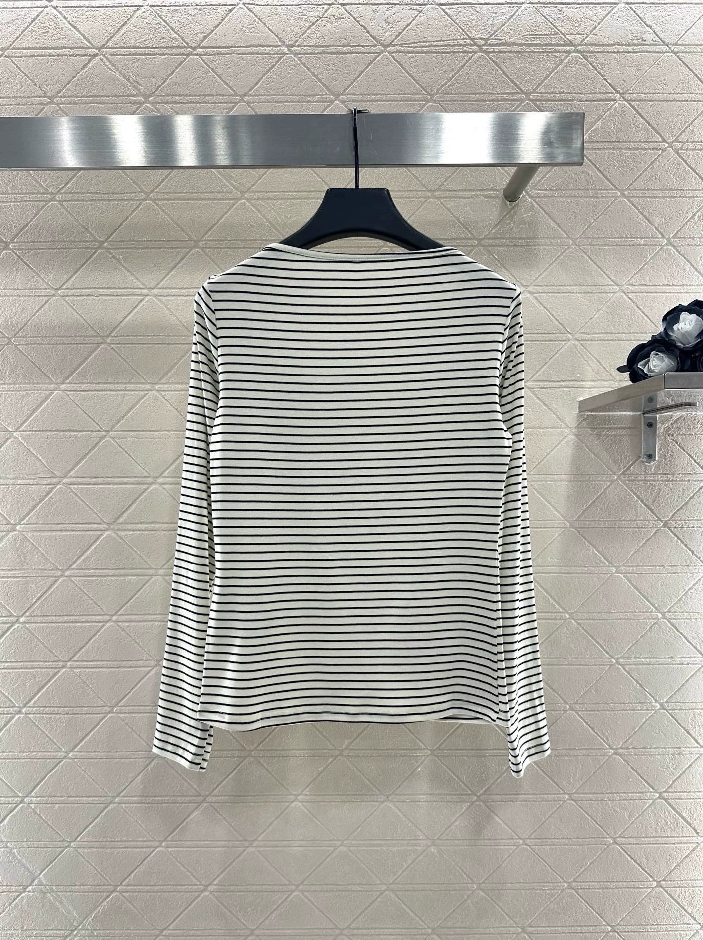 Mi 25 Slim-fit striped bottoming shirt