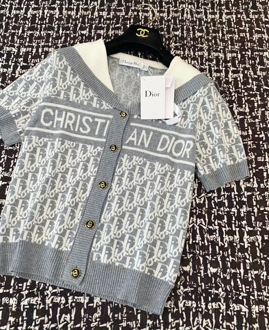 D 25 New Color Block Letter Single Breasted Navy Neck Short Sleeve Knit Top