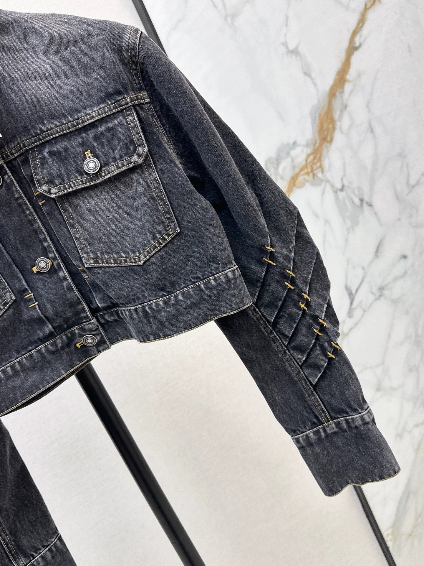 D 25 Denim jacket + straight pants set