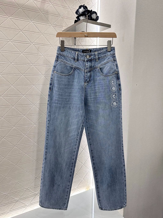 C 25High waist washed denim straight pants