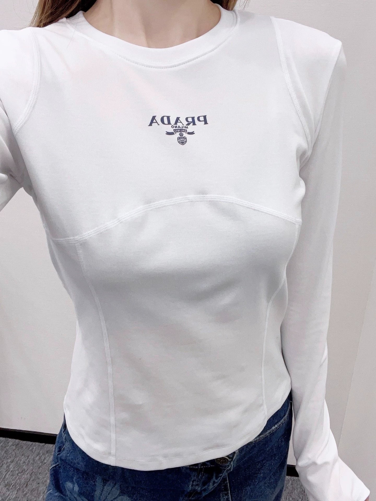 P 25 Slim-fit crew neck base shirt