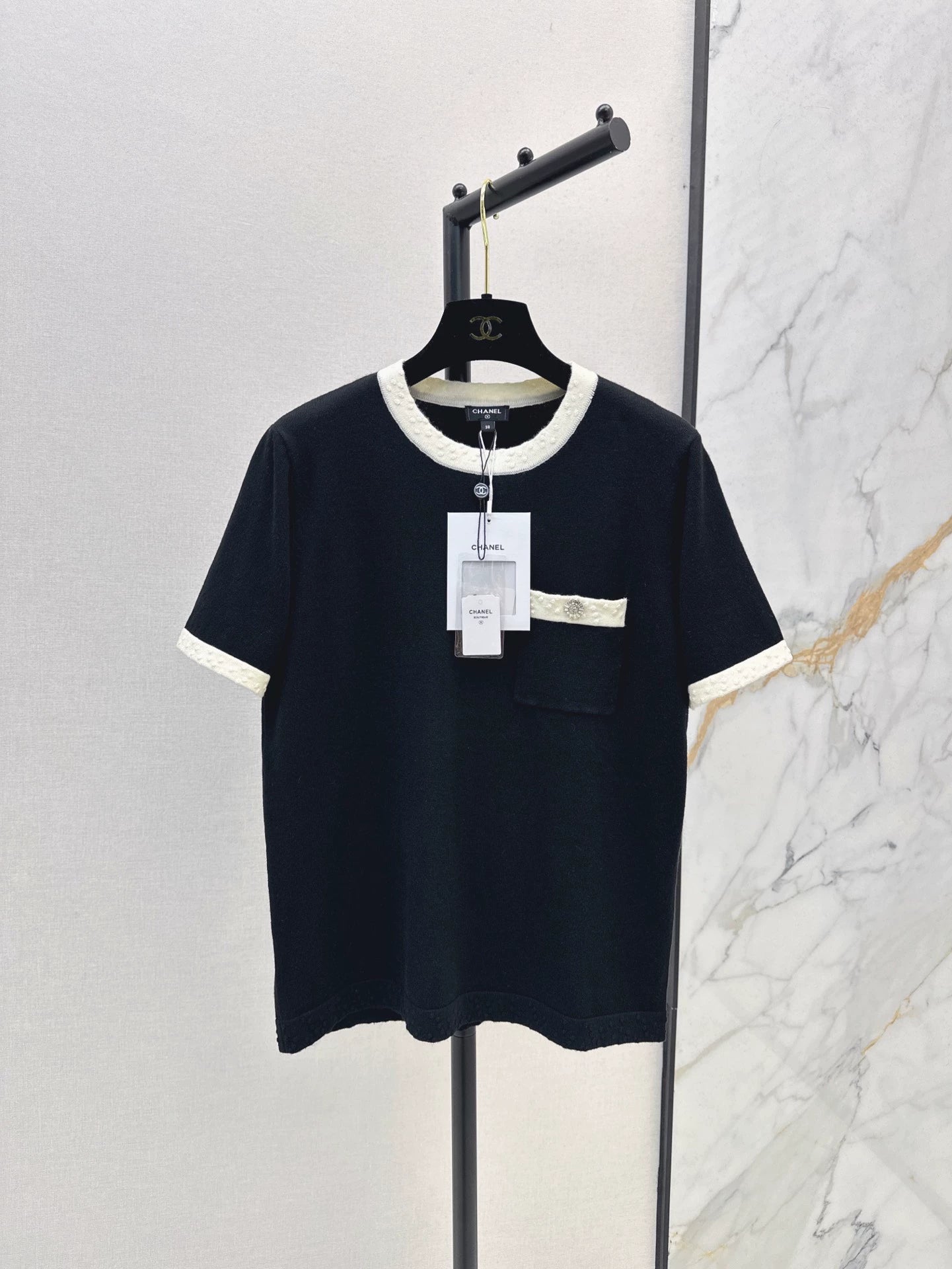 C 25 knitted short-sleeved top