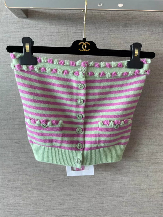 C 25 New Pink Stripe Sheath