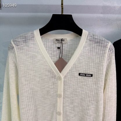 M 25 Short Thin Small Cardigan Long Sleeve
