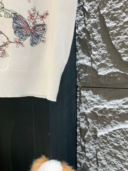 D 25 Butterfly Embroidery Short Sleeve Knit Top