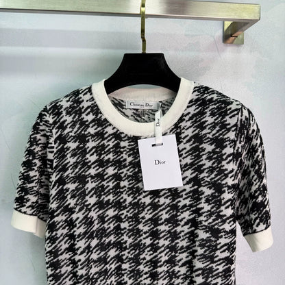D 25 New Thousand Birdie Check Short Sleeve Knit Top