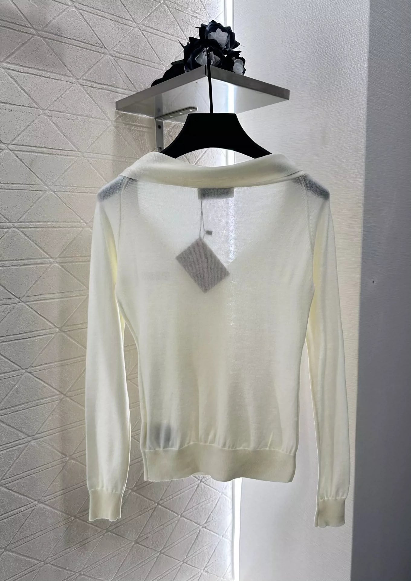 M 2025 new products on the shelves Lace-up knitted tops(beigi,gray)