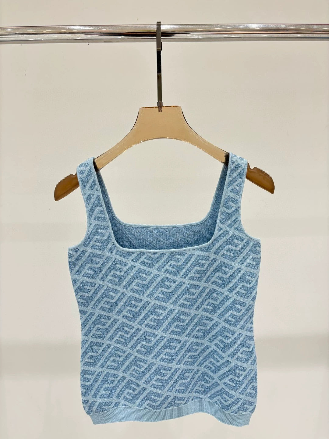 F 25 New Slanted stripes all over print casual knit undershirt