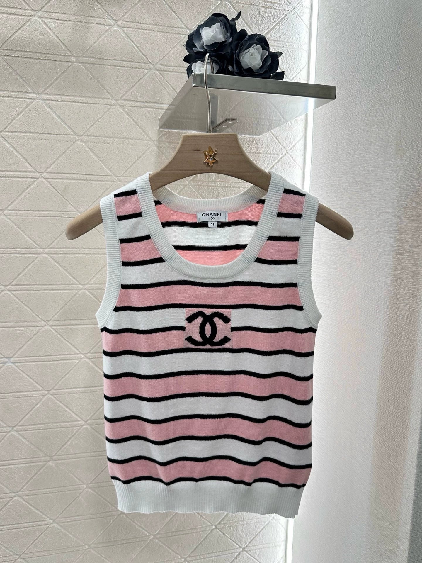 C 25 Striped knit undershirt