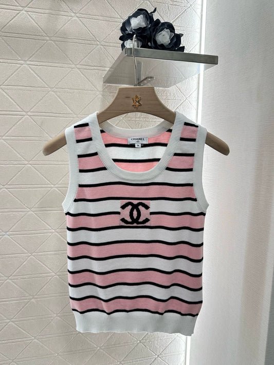 C 25 Striped knit undershirt
