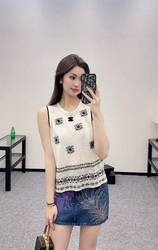C 25 Summer New Embroidered Totem Ethnic Vest