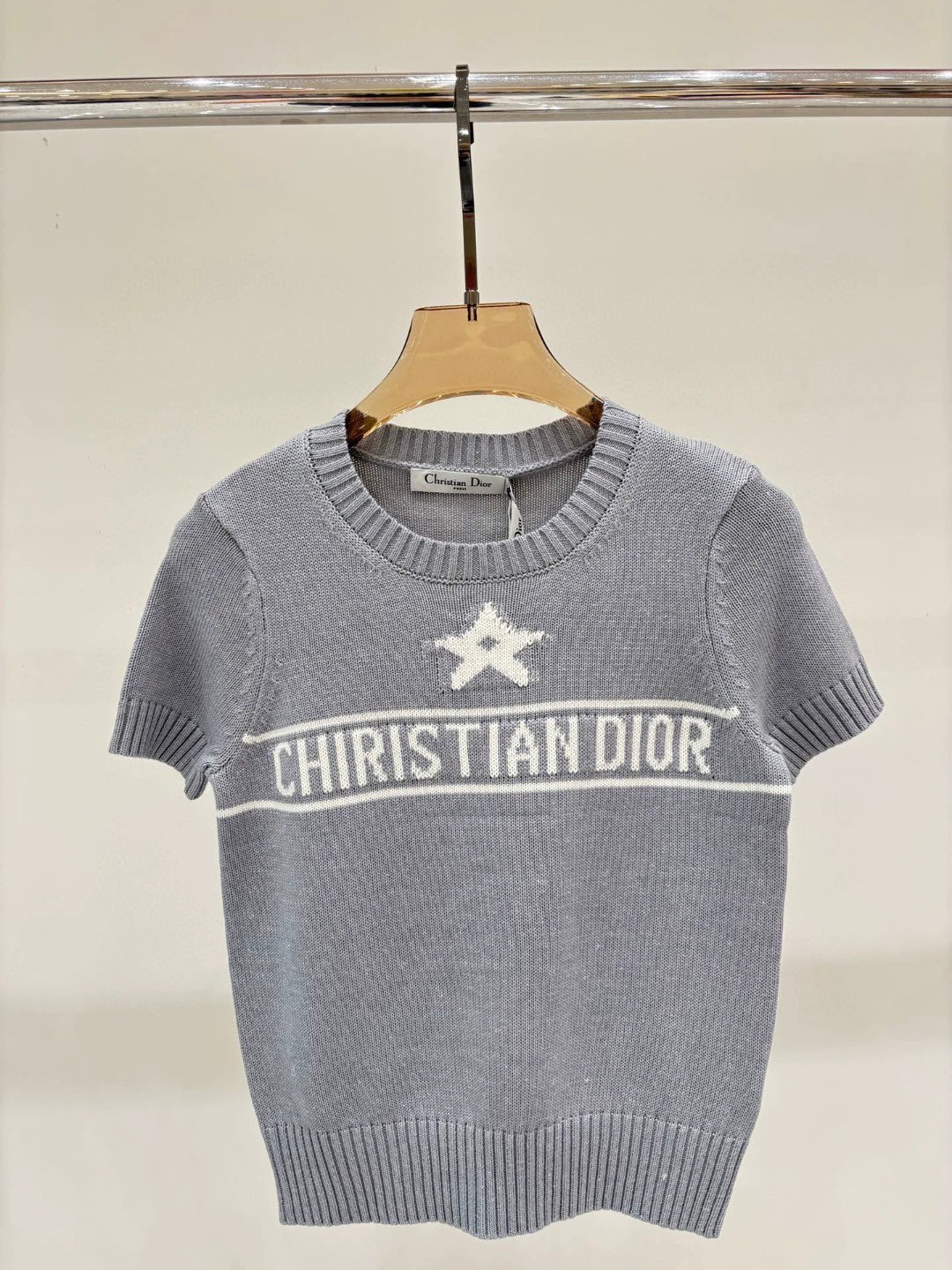 D 25 early spring new round neck letters star simple leisure knitted short sleeve
