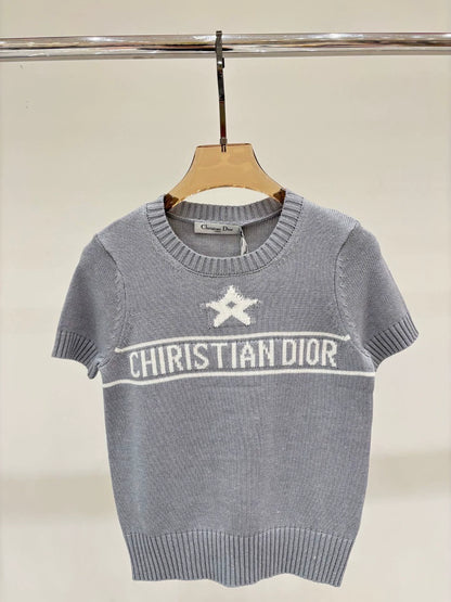 D 25 early spring new round neck letters star simple leisure knitted short sleeve